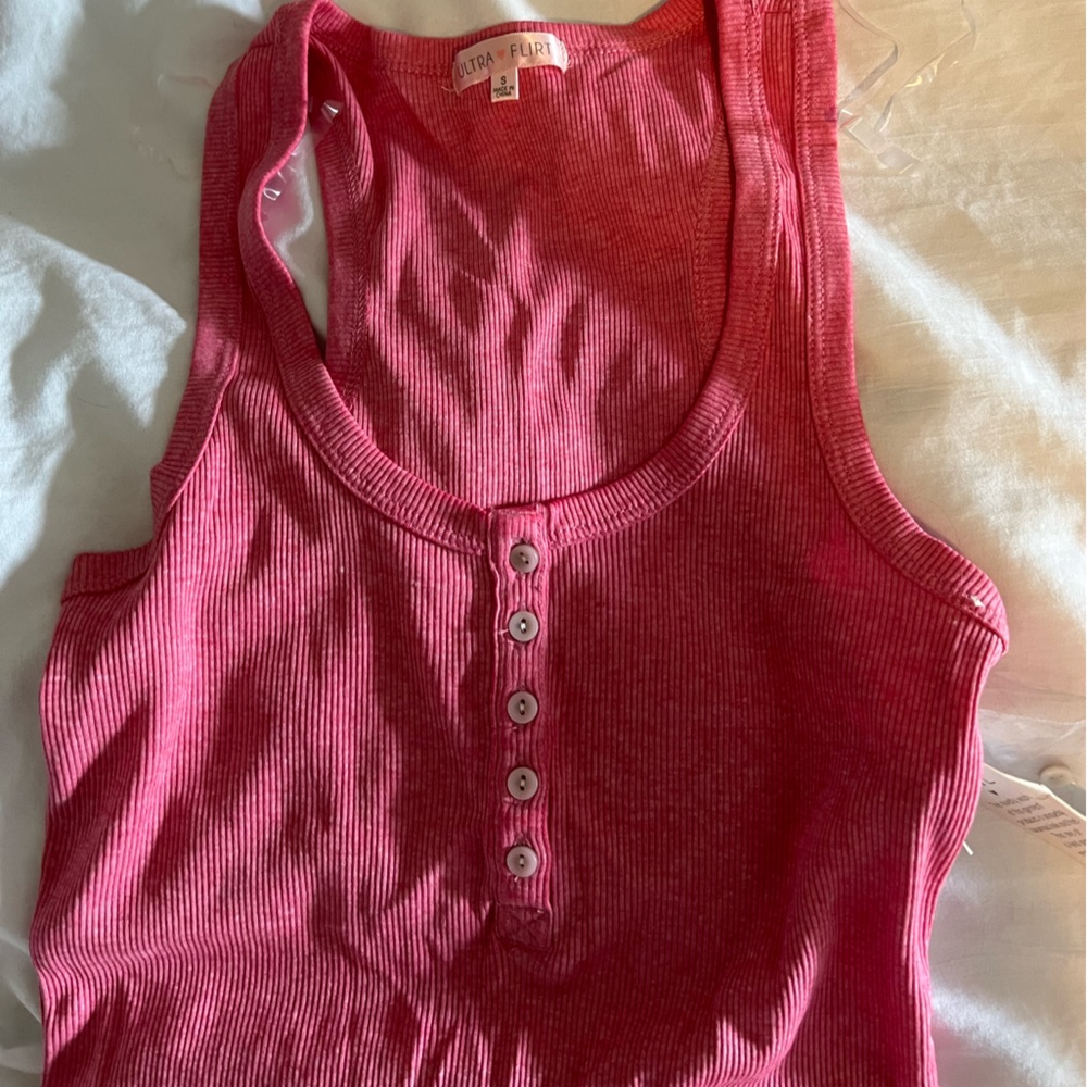 NWT raspberry color tank top